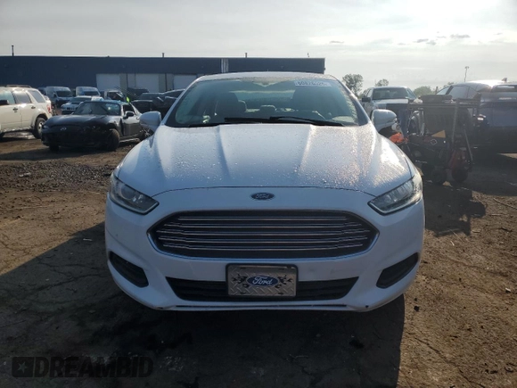 2013 Ford Fusion SE with VIN 3FA6P0HR1DR320402, listed as a Copart auction lot 60826525 with 70,465 mi miles and Salvage title. Bid and sale history available at DreamBid. Image 5.