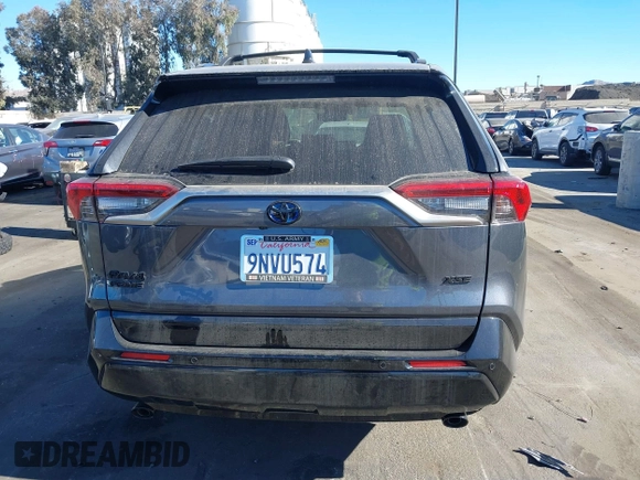 2024 Toyota RAV4 XSE with VIN JTMFB3FV3RD219968, listed as a IAAI auction lot 41305521 with 971 mi miles and . Bid and sale history available at DreamBid. Image 17.
