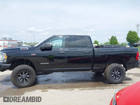 2020 Ram 2500 Tradesman with VIN 3C6UR5CJXLG267291, listed as a IAAI auction lot 42002310 with 89,706 mi miles and . Bid and sale history available at DreamBid. Image 13.