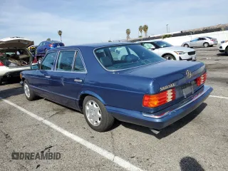 1986 Mercedes-Benz 560 with VIN WDBCA39DXGA234294, listed as a Copart auction lot 45984235 with 90,933 mi miles and Clean Title. Bid and sale history available at DreamBid. Image 2.