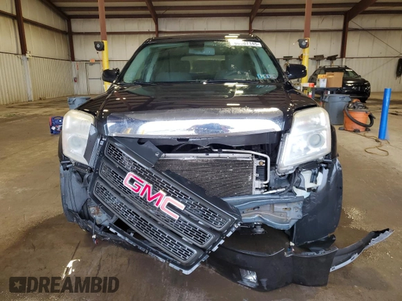 2011 GMC Terrain SLE-1 with VIN 2CTALMECXB6459797, listed as a Copart auction lot 60887145 with 131,843 mi miles and Salvage title. Bid and sale history available at DreamBid. Image 5.