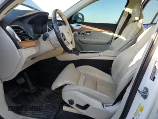2016 Volvo XC90 T6 Inscription with VIN YV4A22PL0G1081125, listed as a Copart auction lot 44408995 with 99,463 mi miles and Salvage Title. Bid and sale history available at carsss.com. Image 7.