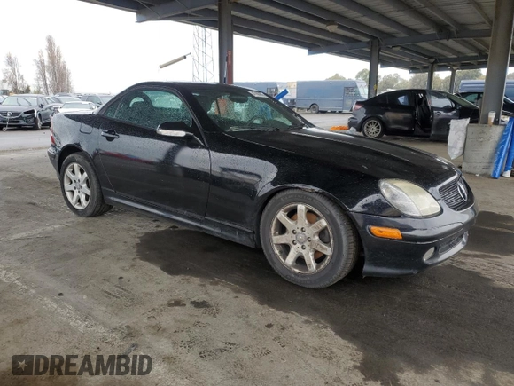 2001 Mercedes-Benz SLK-Class with VIN WDBKK65F51F206737, listed as a Copart auction lot 47884645 with 41,331 mi miles and Salvage Title. Bid and sale history available at carsss.com. Image 4.