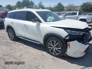 2023 Infiniti QX60 Sensory z VIN 5N1DL1GS1PC349100, wystawiony jako IAAI lot #42145464 z przebiegiem 40 895 mil mil oraz . Historia ofert i sprzedaży dostępna na DreamBid. Obrazek 1.