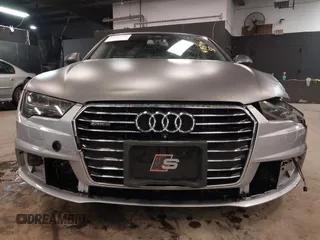 2018 Audi A7 Prestige with VIN WAU23AFC4JN034435, listed as a IAAI auction lot 41193774 with 61,833 mi miles. Bid and sale history available at carsss.com. Image 12.