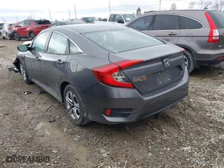 2018 Honda Civic Sedan LX with VIN 19XFC2F57JE044098, listed as a IAAI auction lot 41829593 with 22,092 mi miles. Bid and sale history available at carsss.com. Image 3.