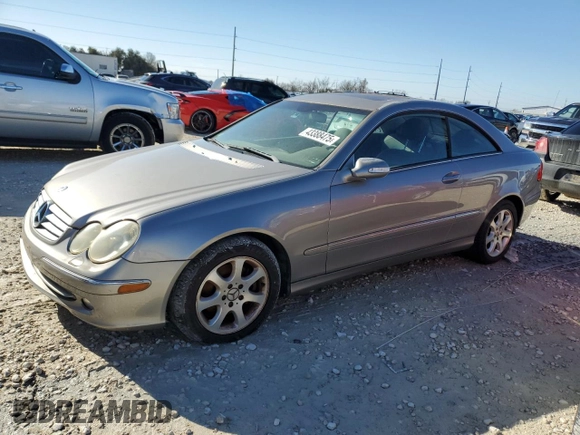2004 Mercedes-Benz CLK 320 z VIN WDBTJ65J94F075764, wystawiony jako Copart lot #43388475 z przebiegiem 131 190 mil mil oraz Czysty tytuł • Clean title. Historia ofert i sprzedaży dostępna na DreamBid. Obrazek 1.