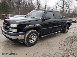 2007 Chevrolet Silverado 1500 LT2 with VIN 2GCEK19B261105761, listed as a Copart auction lot 85842414 with 204,903 mi miles and Clean Title. Bid and sale history available at carsss.com. Image 1.
