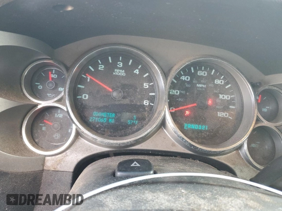 2010 Chevrolet Silverado 1500 LT with VIN 3GCRCSEA0AG181206, listed as a Copart auction lot 42462725 with 271,065 mi miles and Non Repairable. Bid and sale history available at DreamBid. Image 9.