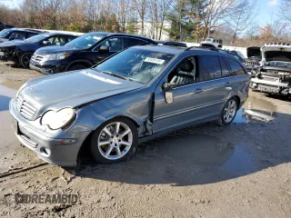 2005 Mercedes-Benz C 240 z VIN WDBRH81J05F552977, wystawiony jako Copart lot #85506104 z przebiegiem 185 373 mil mil oraz Tytuł czysty. Historia ofert i sprzedaży dostępna na DreamBid. Obrazek 1.