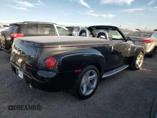 2004 Chevrolet SSR LS z VIN 1GCES14P64B108386, wystawiony jako Copart lot #76100334 z przebiegiem Nie podano mil oraz Szkody całkowita. Historia ofert i sprzedaży dostępna na DreamBid. Obrazek 3.