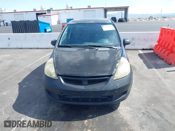 2008 Honda Fit Sport with VIN JHMGD386X8S052358, listed as a IAAI auction lot 42090261 with 291,211 mi miles. Bid and sale history available at carsss.com. Image 6.