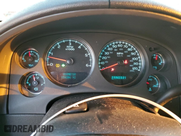 2008 Chevrolet Suburban LTZ with VIN 3GNFC16J78G204719, listed as a Copart auction lot 76814694 with 258,396 mi miles and Salvage Title. Bid and sale history available at carsss.com. Image 9.