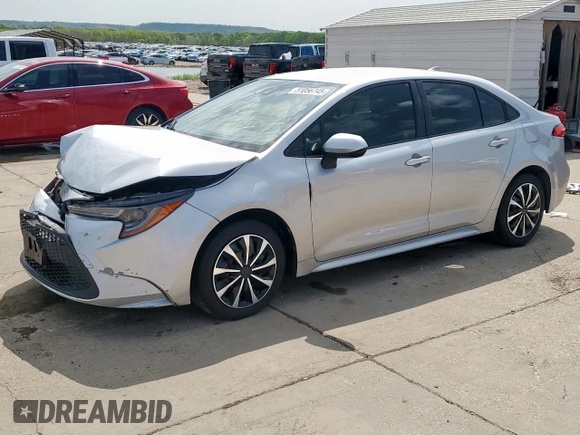 2020 Toyota Corolla LE with VIN JTDEPRAEXLJ049821, listed as a Copart auction lot 51056745 with 56,001 mi miles and Salvage Title. Bid and sale history available at carsss.com. Image 1.