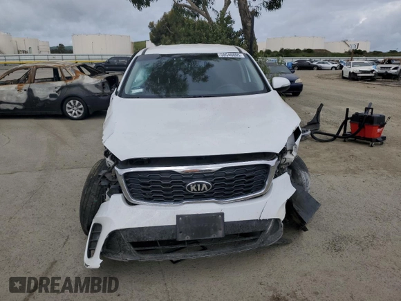 2019 Kia Sorento LX V6 with VIN 5XYPGDA52KG560725, listed as a Copart auction lot 50546895 with 134,980 mi miles and Salvage Title. Bid and sale history available at carsss.com. Image 5.
