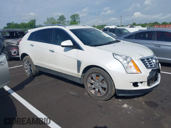 2015 Cadillac SRX Luxury Collection with VIN 3GYFNBE32FS542710, listed as a IAAI auction lot 42132131 with 246,226 mi miles. Bid and sale history available at carsss.com. Image 1.