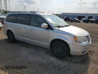 2008 Chrysler Town & Country Touring with VIN 2A8HR54P78R817277, listed as a Copart auction lot 60281205 with 141,380 mi miles and Salvage title. Bid and sale history available at DreamBid. Image 4.