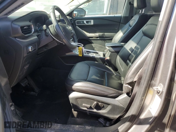 2022 Ford Explorer XLT z VIN 1FMSK7DH9NGB24113, wystawiony jako Copart lot #52040235 z przebiegiem 25 858 mil mil oraz Szkoda całkowita • Salvage title. Historia ofert i sprzedaży dostępna na DreamBid. Obrazek 7.