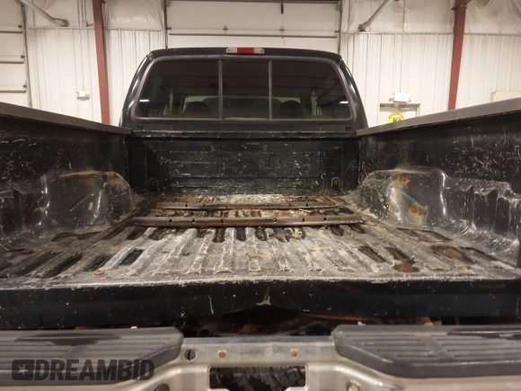 2001 Ford F-350 XL with VIN 3FTSW31F61MA06346, listed as a IAAI auction lot 41864573 with 338,431 mi miles and . Bid and sale history available at DreamBid. Image 17.