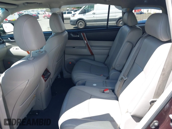 2013 Toyota Highlander Limited с VIN 5TDDK3EH2DS185263, выставлен на аукционе IAAI как лот 42234846 с пробегом 192 285 миль миль и . История ставок и продаж доступна на DreamBid. Изображение 8.