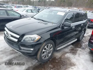 2015 Mercedes-Benz GL-Class GL 350 BlueTEC with VIN 4JGDF2EE2FA604678, listed as a IAAI auction lot 41635761 with 1 mi miles. Bid and sale history available at carsss.com. Image 2.