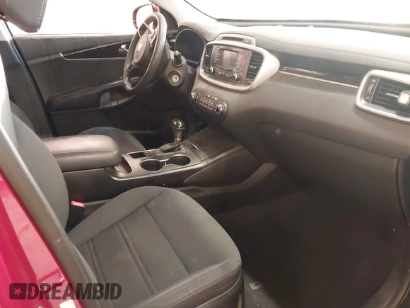2017 Kia Sorento LX with VIN 5XYPG4A3XHG214042, listed as a IAAI auction lot 41770119 with 73,243 mi miles. Bid and sale history available at carsss.com. Image 5.