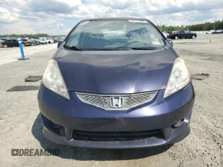 2009 Honda Fit Sport z VIN JHMGE88679S004599, wystawiony jako Copart lot #55719325 z przebiegiem 201 093 mil mil oraz Czysty tytuł • Clean title. Historia ofert i sprzedaży dostępna na DreamBid. Obrazek 5.