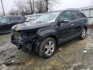 2013 Kia Sorento EX with VIN 5XYKUDA2XDG411426, listed as a Copart auction lot 44164765 with 145,813 mi miles and Salvage Title. Bid and sale history available at carsss.com. Image 1.