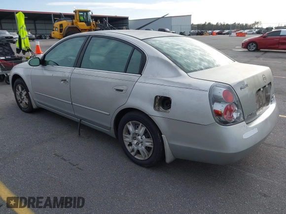 2006 Nissan Altima 2.5 S with VIN 1N4AL11D36C217672, listed as a IAAI auction lot 41749484 with 185,010 mi miles. Bid and sale history available at carsss.com. Image 3.