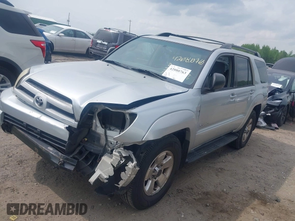 2004 Toyota 4Runner SR5 with VIN JTEBU14R640027152, listed as a IAAI auction lot 42080763 with 230,358 mi miles and . Bid and sale history available at DreamBid. Image 18.