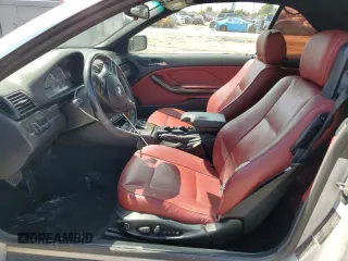 2001 BMW 3 Series 330Ci with VIN WBABS53401JU86736, listed as a Copart auction lot 58272325 with Not provided miles and Salvage title. Bid and sale history available at DreamBid. Image 7.