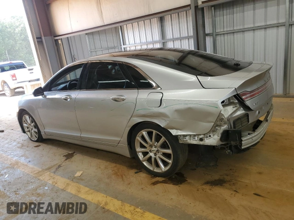 2015 Lincoln MKZ Hybrid z VIN 3LN6L2LU1FR606066, wystawiony jako Copart lot #61955415 z przebiegiem 127 214 mil mil oraz Szkoda całkowita • Salvage title. Historia ofert i sprzedaży dostępna na DreamBid. Obrazek 2.