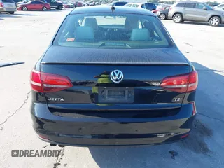 2016 Volkswagen Jetta Sport z VIN 3VWD17AJ3GM416823, wystawiony jako IAAI lot #41908154 z przebiegiem 86 319 mil mil oraz . Historia ofert i sprzedaży dostępna na DreamBid. Obrazek 16.