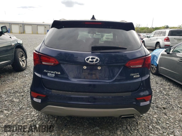 2017 Hyundai Santa Fe 2.4L z VIN 5XYZUDLB5HG483135, wystawiony jako Copart lot #55426735 z przebiegiem 93 470 mil mil oraz Szkoda całkowita • Salvage title. Historia ofert i sprzedaży dostępna na DreamBid. Obrazek 6.