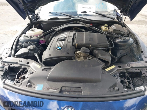 2009 BMW Z4 sDrive35i with VIN WBALM73579E165199, listed as a IAAI auction lot 41696215 with Not provided miles and . Bid and sale history available at DreamBid. Image 10.