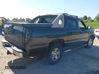 2004 Chevrolet Avalanche Z71 with VIN 3GNEK12T14G117298, listed as a IAAI auction lot 42600262 with 209,889 mi miles and . Bid and sale history available at DreamBid. Image 4.