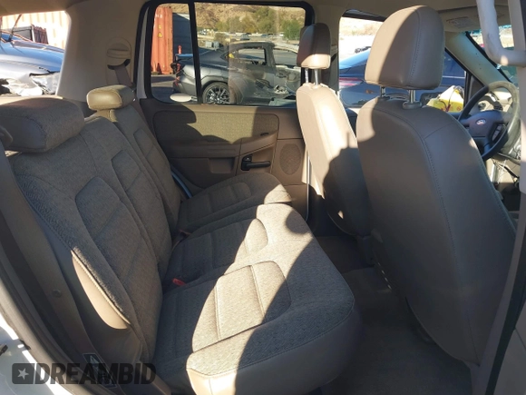 2002 Ford Explorer XLS with VIN 1FMZU72E42UC41998, listed as a IAAI auction lot 41206022 with 115,284 mi miles and . Bid and sale history available at DreamBid. Image 8.