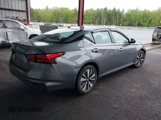 2019 Nissan Altima SV z VIN 1N4BL4DV6KC143166, wystawiony jako IAAI lot #42245892 z przebiegiem 57 770 mil mil oraz . Historia ofert i sprzedaży dostępna na DreamBid. Obrazek 4.