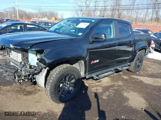 2021 Chevrolet Colorado 4WD Z71 with VIN 1GCGTDEN1M1218370, listed as a IAAI auction lot 41399486 with 28,288 mi miles. Bid and sale history available at carsss.com. Image 2.
