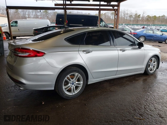2018 Ford Fusion SE with VIN 3FA6P0H74JR198077, listed as a IAAI auction lot 41717264 with 70,151 mi miles. Bid and sale history available at carsss.com. Image 4.