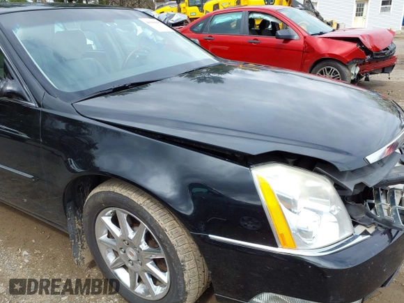 2010 Cadillac DTS w/1SC with VIN 1G6KD5EY8AU129996, listed as a IAAI auction lot 41960809 with 89,075 mi miles. Bid and sale history available at carsss.com. Image 13.