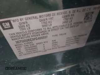 2015 GMC Sierra 1500 SLE z VIN 3GTU2UEC3FG499337, wystawiony jako IAAI lot #41858015 z przebiegiem 73 037 mil mil oraz . Historia ofert i sprzedaży dostępna na DreamBid. Obrazek 9.