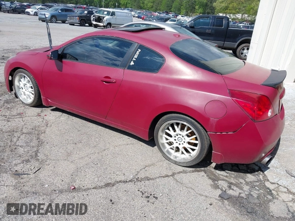 2009 Nissan Altima 3.5 SE with VIN 1N4BL24E39C141633, listed as a IAAI auction lot 41959211 with 135,802 mi miles. Bid and sale history available at carsss.com. Image 3.