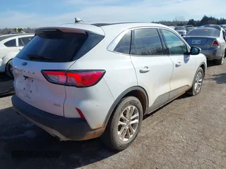 2020 Ford Escape SE с VIN 1FMCU0G66LUC00448, выставлен на аукционе IAAI как лот 41623165 с пробегом 100 064 миль миль и . История ставок и продаж доступна на DreamBid. Изображение 4.
