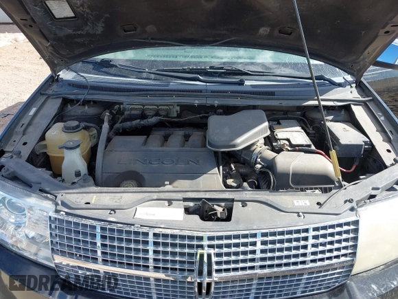 2008 Lincoln MKX with VIN 2LMDU68C38BJ24412, listed as a IAAI auction lot 42050624 with 180,803 mi miles. Bid and sale history available at carsss.com. Image 10.