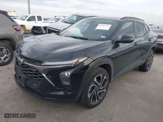 2025 Chevrolet Trax 2RS with VIN KL77LJEP1SC101628, listed as a IAAI auction lot 41585757 with 11,000 mi miles. Bid and sale history available at carsss.com. Image 2.
