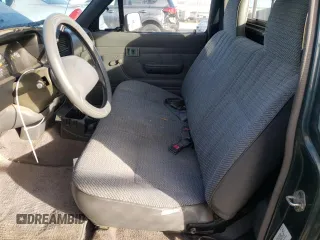 1994 Toyota Pickup DLX z VIN 4TARN81P4RZ254673, wystawiony jako Copart lot #41384465 z przebiegiem 181 534 mil mil oraz Szkoda całkowita • Salvage title. Historia ofert i sprzedaży dostępna na DreamBid. Obrazek 7.