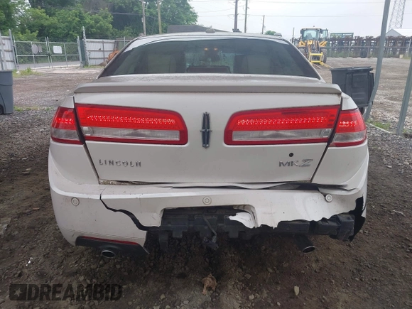 2012 Lincoln MKZ with VIN 3LNHL2GC1CR818892, listed as a IAAI auction lot 42518005 with 91,078 mi miles and . Bid and sale history available at DreamBid. Image 16.