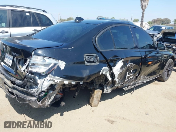 2013 BMW 3 Series 328i с VIN WBA3A5C50DF356589, выставлен на аукционе IAAI как лот 42093871 с пробегом Не указан миль и . История ставок и продаж доступна на DreamBid. Изображение 4.