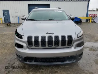 2017 Jeep Cherokee Limited with VIN 1C4PJLDB8HW516866, listed as a Copart auction lot 45516135 with 187,558 mi miles and Salvage Title. Bid and sale history available at carsss.com. Image 5.